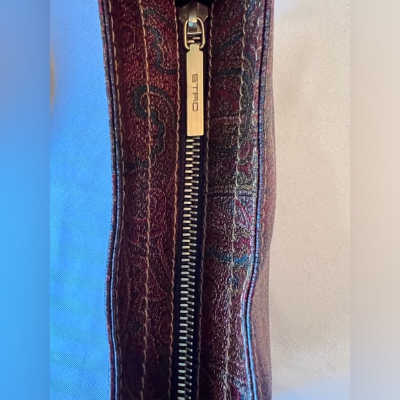 ETRO MILANO Bordeaux/Red Paisley HandBag with Adjustable Leather Strap - Picture 10 of 16
